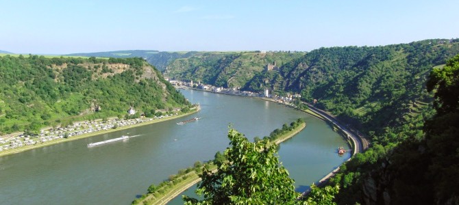 Wir haben nun auch einen eigenen Blog zur Ergänzung unserer App „Rheintour“. Der Blog wird zusätzliche Informationen zu den Ortschaften, Burgen, Sagen, Veranstaltungen in und um das Rheintal zwischen Koblenz und Wiesbaden liefern. Gerne stehen wir aber auch mit Rat und Tat den Besuchern zur Seite, ihr könnt aber auch Berichte, Fotos, Sagen etc. in unseren Blog posten.